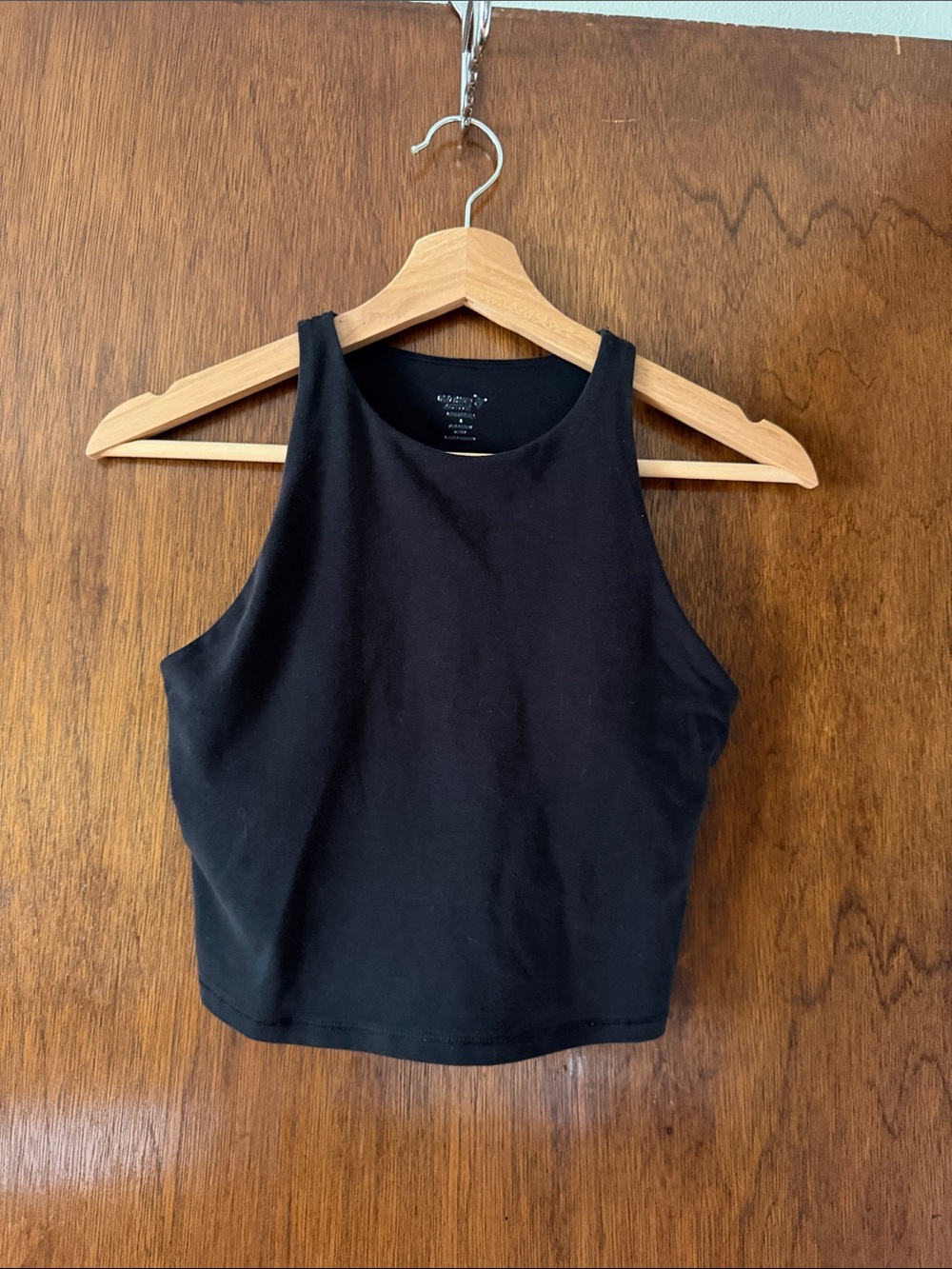 Old Navy Black Active High-Neck Cropped Tank